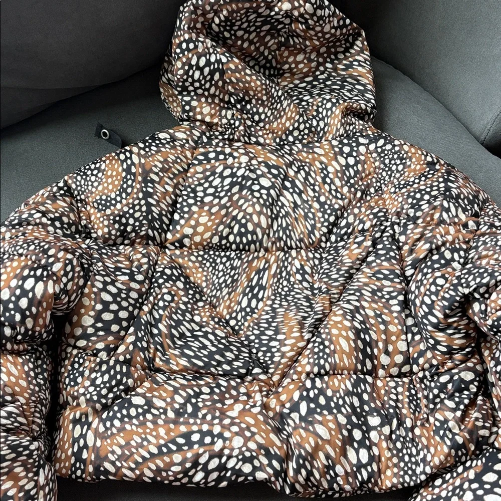 Avec Les Filles printed crop puffer jacket - Picture 10 of 11